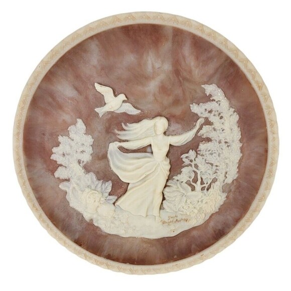 Vintage 1979 Pink Solid Incolay Stone "To A Skylark" 3D Decorative Plate - Picture 1 of 7